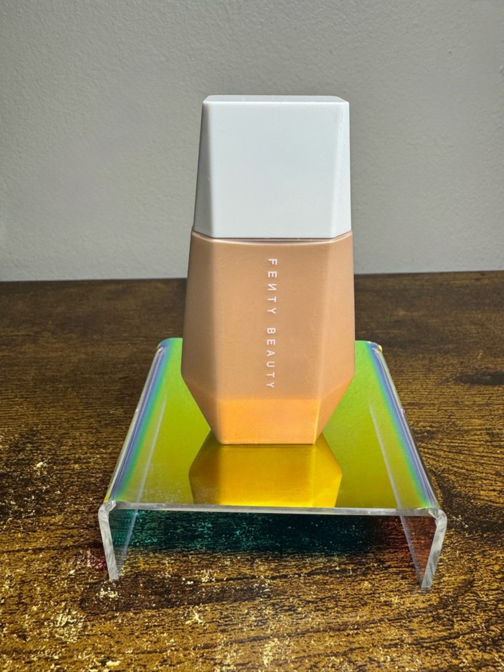 Fenty beauty Eaze Drop Lightweight Blurring Skin Tint 4